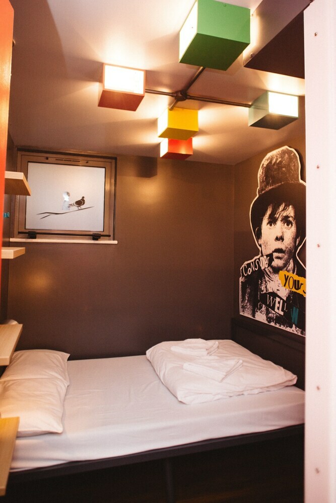 Hotel Clink 78