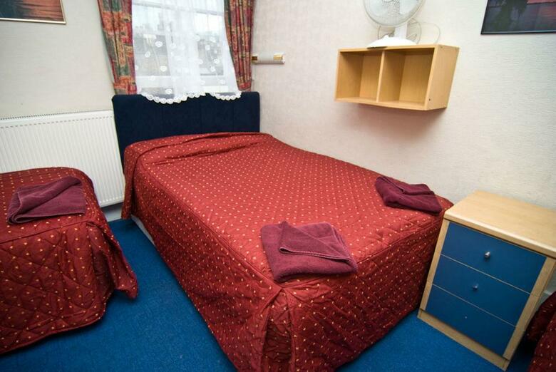 Boston Court Hotel
