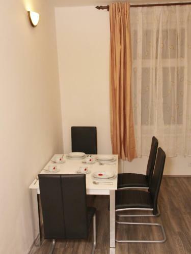 Aparthotel Apartments Mikovec