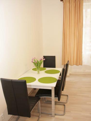 Aparthotel Apartments Mikovec