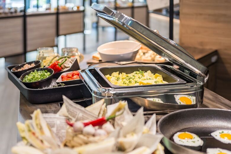Hotel Park Inn By Radisson K�ln City West