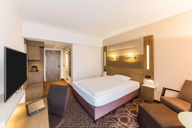 Hotel Park Inn By Radisson K�ln City West