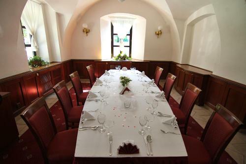 Hotel Z�mek Hav�?ov