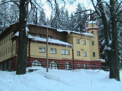 Hostal Turistick� Ubytovna Z�me?ek