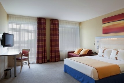 Hotel Holiday Inn Express Paris-canal De La Villette