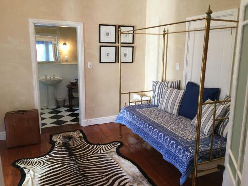 Hostal Shades Of Africa