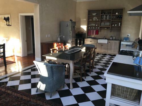 Hostal Shades Of Africa