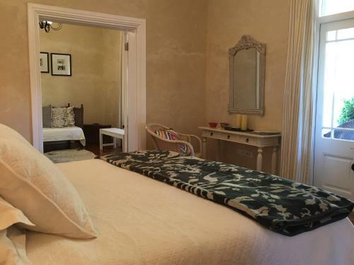 Hostal Shades Of Africa