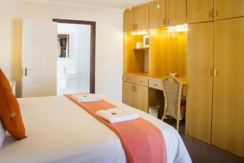 Hostal Albert Road Garden Guest House
