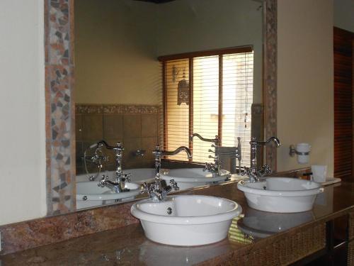 Izapa Bush And Game Lodge