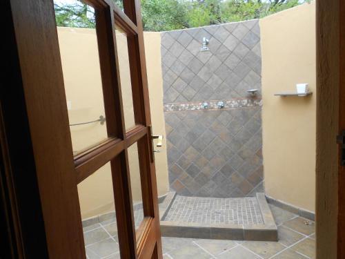 Izapa Bush And Game Lodge