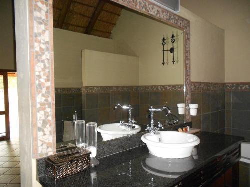 Izapa Bush And Game Lodge