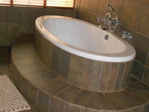 Izapa Bush And Game Lodge