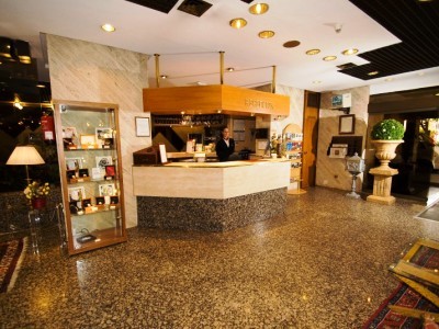Hotel Foxa 25