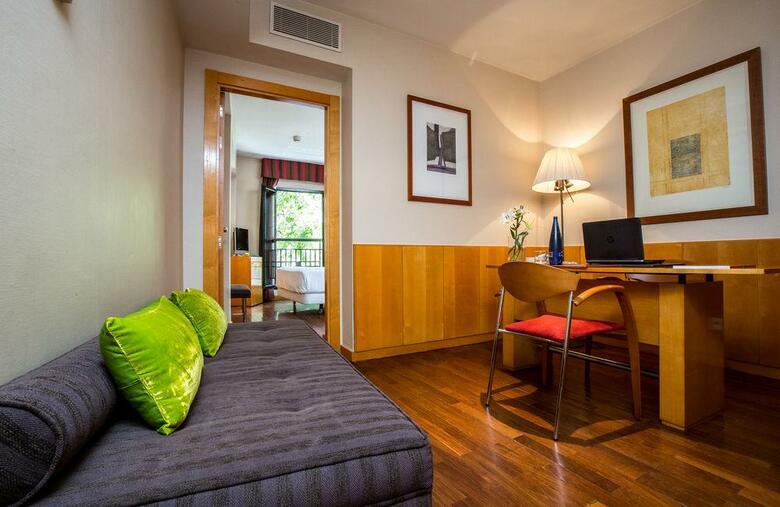 Leonardo Hotel Madrid City Center