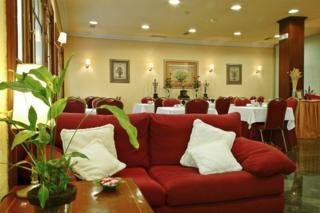 Hotel Serrano