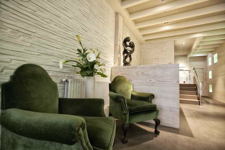 Hotel Arcea Los Lagos