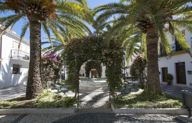 Apartamentos La Fonda