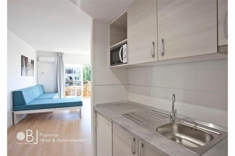 Playamar Hotel & Apartments