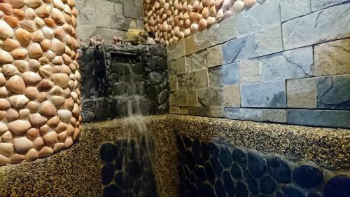 Posada Shankou Hotspring Hotel