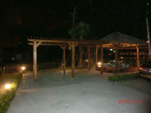 Jiaoxi 320 B&B