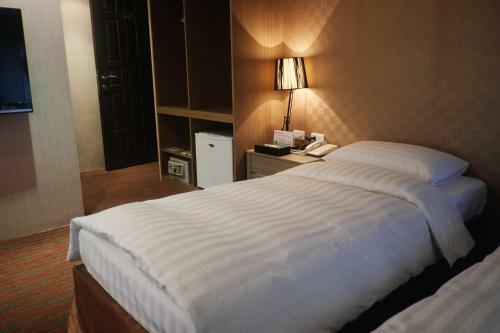 Rf Hotel - Zhongxiao