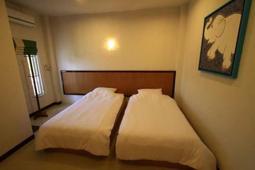 Baanpooya Hotel And Resort