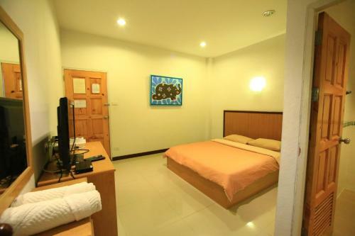 Baanpooya Hotel And Resort
