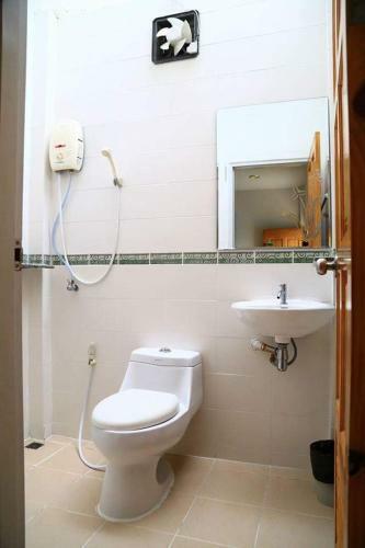 Baanpooya Hotel And Resort