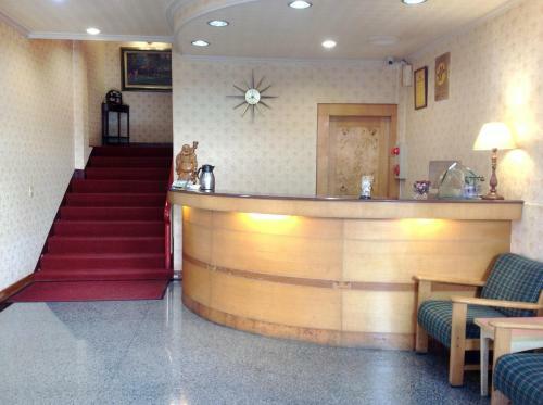 Posada Long Cherng Hotel