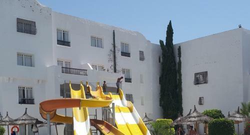 Sandra Club - Family Hotel