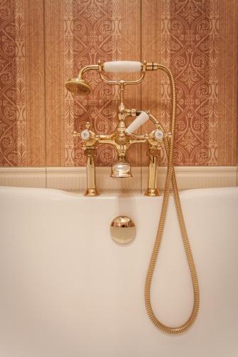 Apartment On Franzuskiy Boulevard 9