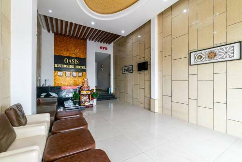 Oyo 327 Oasis Riverside Hotel Da Nang