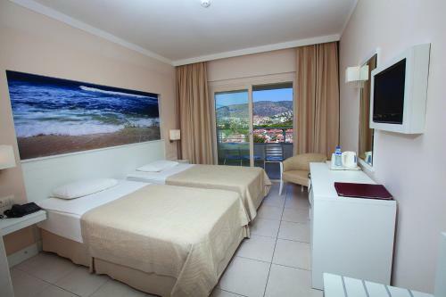 Hotel Batihan Beach Resort & Spa - 24h All Inclusive