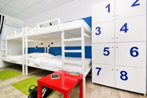 Maxi House Hostel