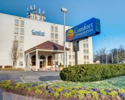 Hotel Comfort Inn And Suites