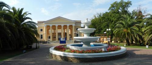 Hostal Apartments With 2 Bedroom Layma