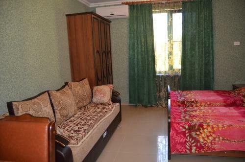 Hostal Diana Guest House
