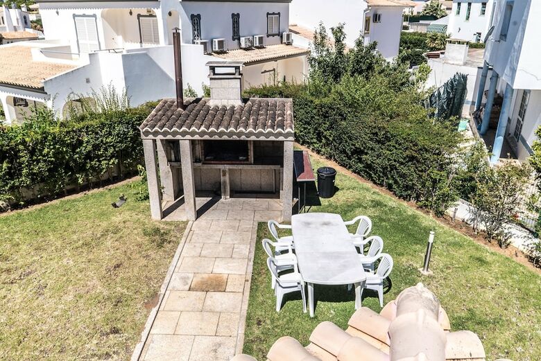 Hostal Albufeira Lounge Guesthouse