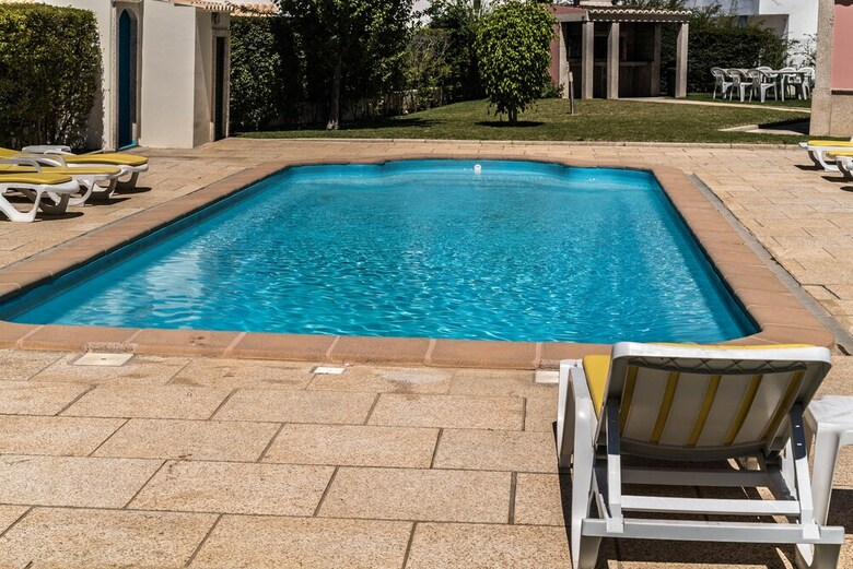 Hostal Albufeira Lounge Guesthouse
