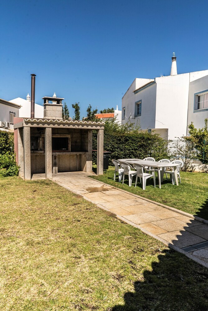 Hostal Albufeira Lounge Guesthouse