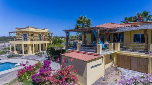 Hostal Casa Flores Casitas
