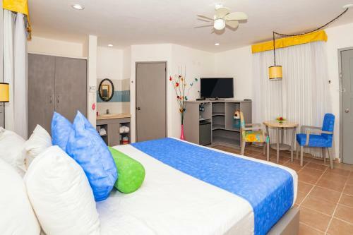 Hotel Mestizo Gallery