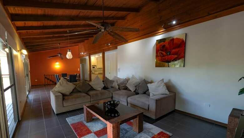 Wildlife Holiday Home - Airlie Beach