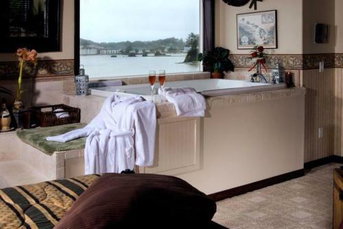 Baywood Shores B&B