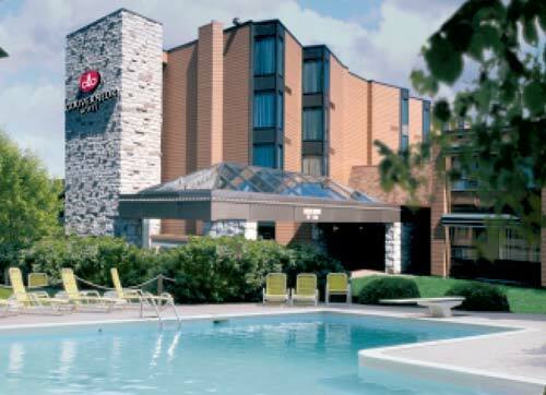 Gouverneur Rimouski Hotel