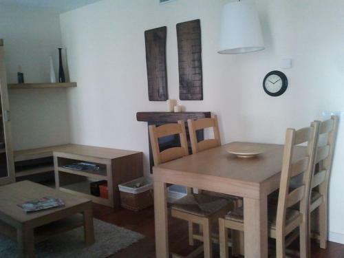 Apartamentos Valle De Tena - Las Margas Golf