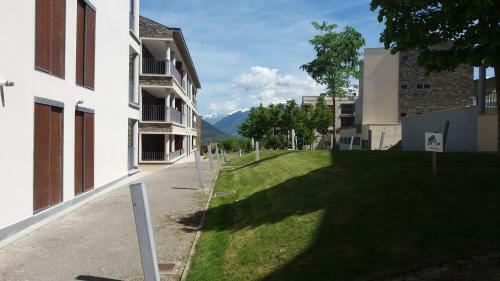 Apartamentos Valle De Tena - Las Margas Golf