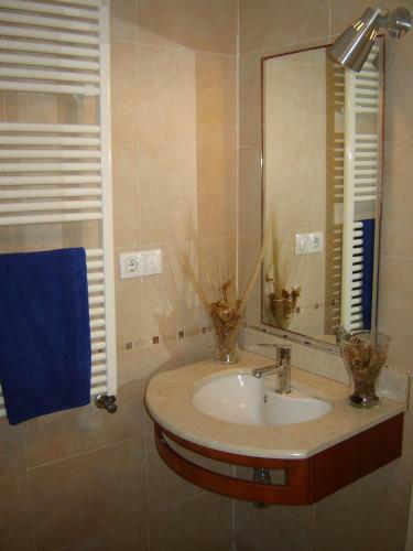 Apartamentos Valle De Tena - Las Margas Golf