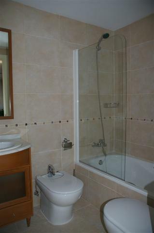 Apartamentos Valle De Tena - Las Margas Golf
